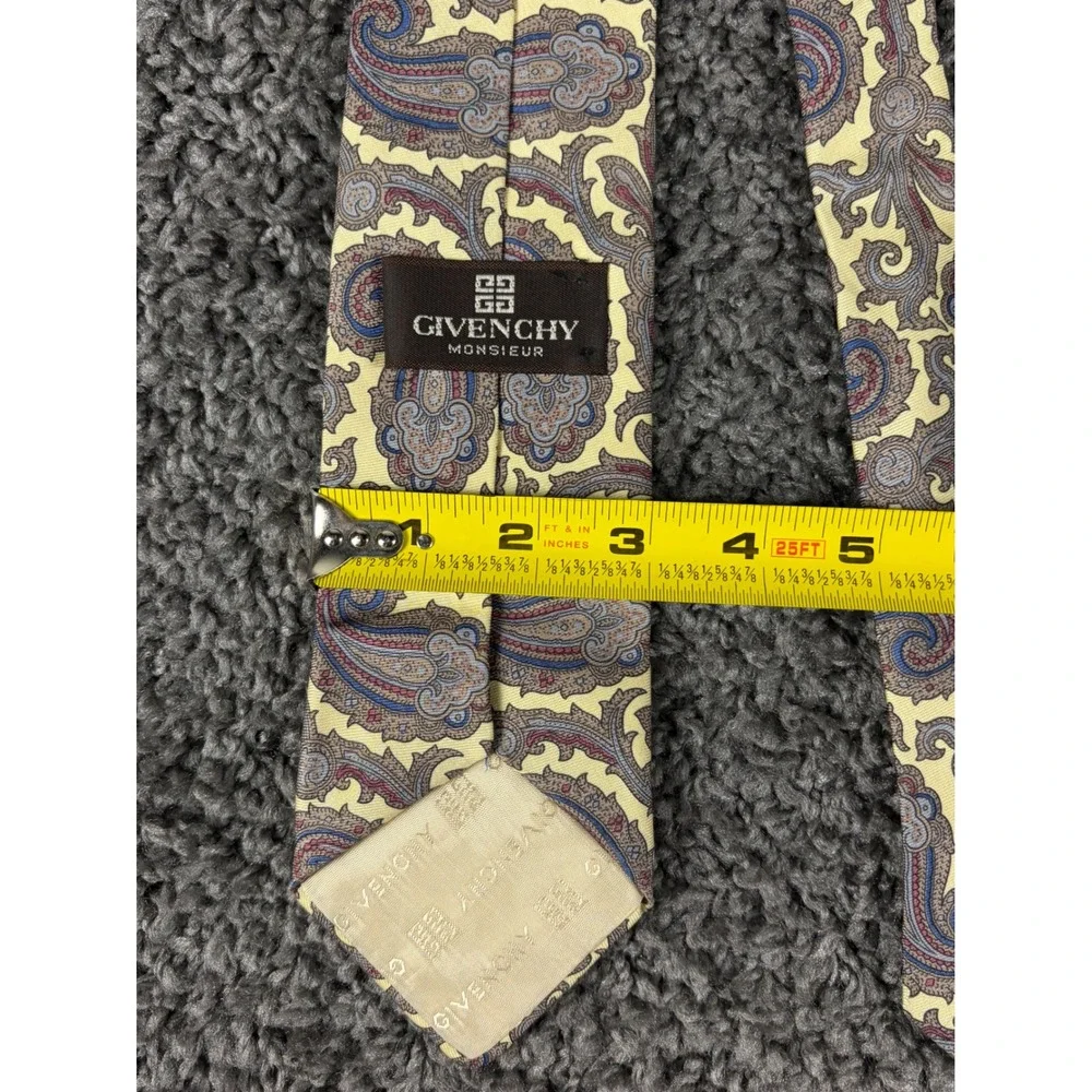Givenchy Monsieur Vintage Silk Paisley Tie Yellow Blue Made in Italy 56 Inch